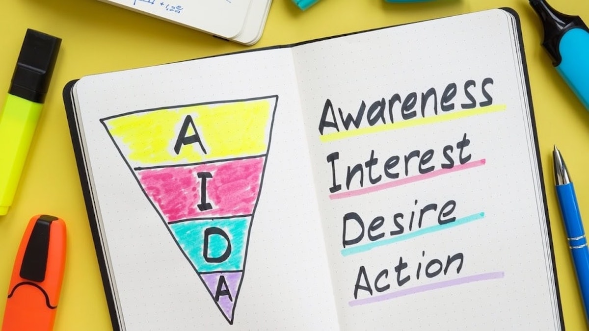 El fin de los funnels lineales: relaciones circulares, loops de fidelización y marketing como comunidad